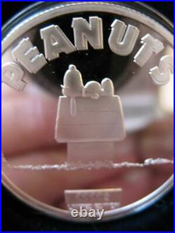 1-oz. 999 Silver Peanuts Gang Engravable Dog House Sleeping Snoopy Coin+gold