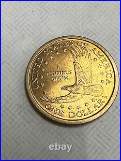 2000 P SACAGAWEA ONE DOLLAR US LIBERTY GOLD COLOR COIN Rare