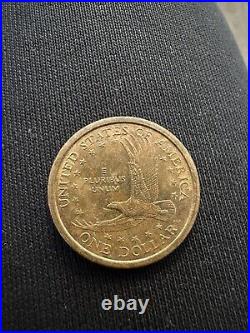 2000 P Sacagawea One Dollar Coin US Liberty Gold Color (Collectible Piece)