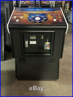 2020 Golden Tee Live Pedestal By It Arcade Coin Operated Amusement Game