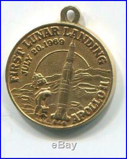 Apollo 11 Gold Coin Pendant 14k Gold 5.15 g 1st Lunar Landing (RC16639)
