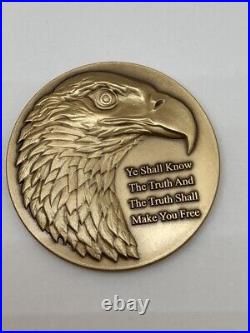 Central Intelligence Agency CIA Eagle Head Gold Tone Challenge Coin Know Truth