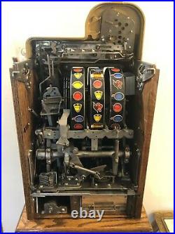 ORIGINAL 1940's 25¢ Mills Antique Slot Machine. Golden Nugget model coin-op