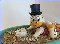 RARE 1985 UNCLE SCROOGE McDUCK SWIMMING IN BATHTUB GOLD COINS CARL BARKS FIGURE